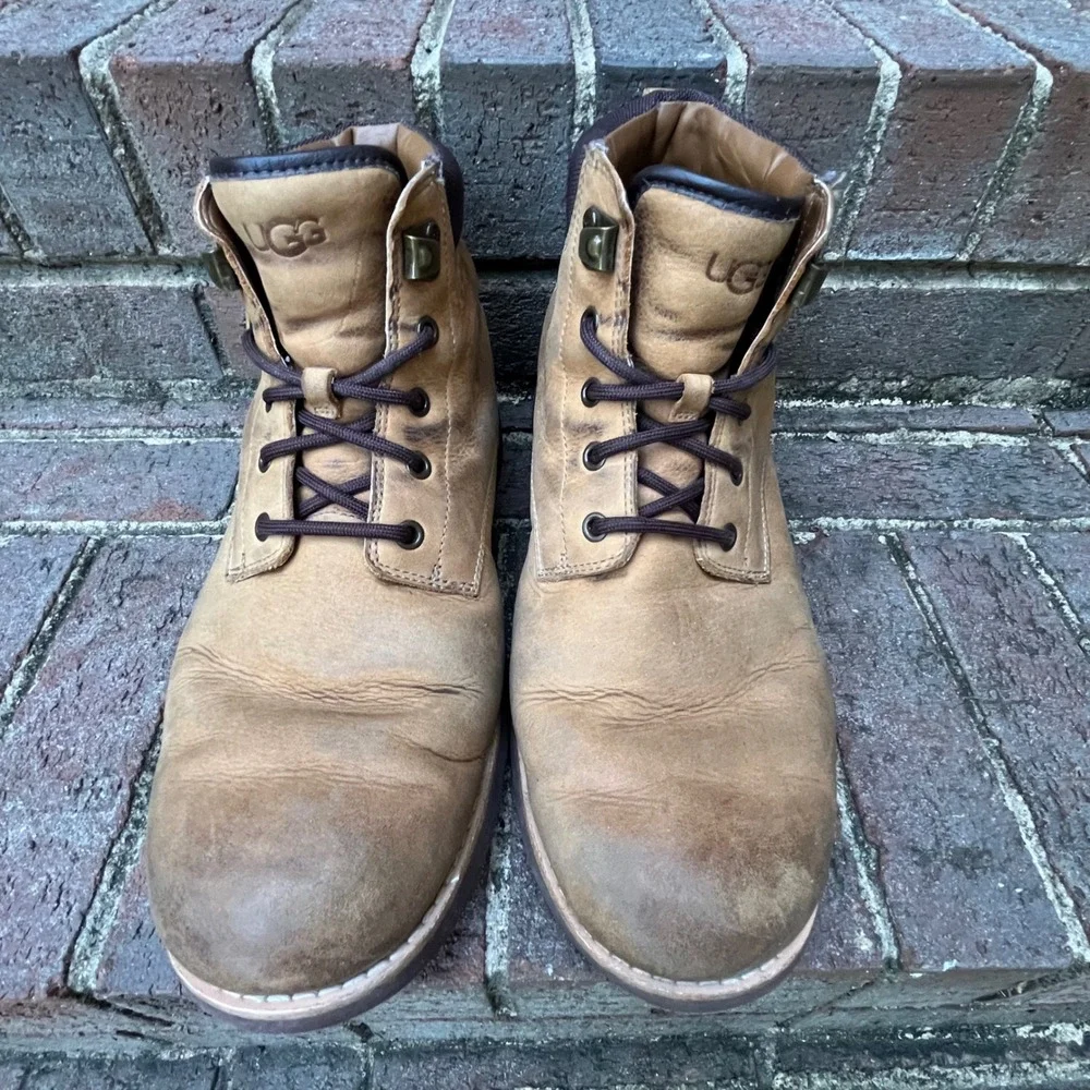 UGG Waterproof Leather Boots – Brown – Men's Size 11‎